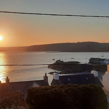 ニューキー Arvonia Sleeps 7, Sea Views, Dog Friendlyヴィラ エクステリア 写真