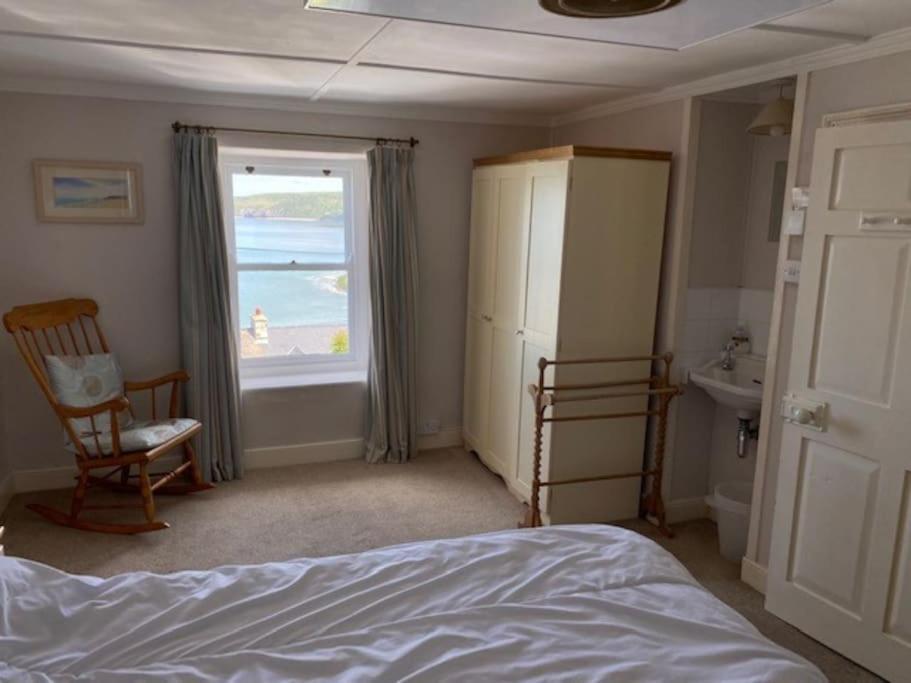 ニューキー Arvonia Sleeps 7, Sea Views, Dog Friendlyヴィラ エクステリア 写真