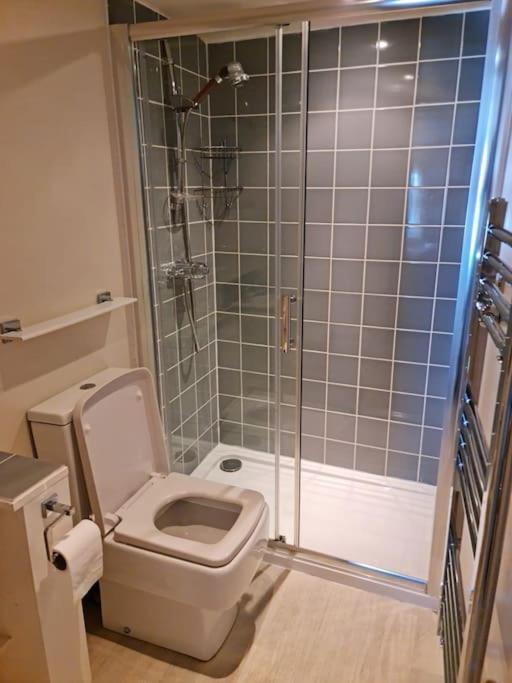 ニューキー Arvonia Sleeps 7, Sea Views, Dog Friendlyヴィラ エクステリア 写真